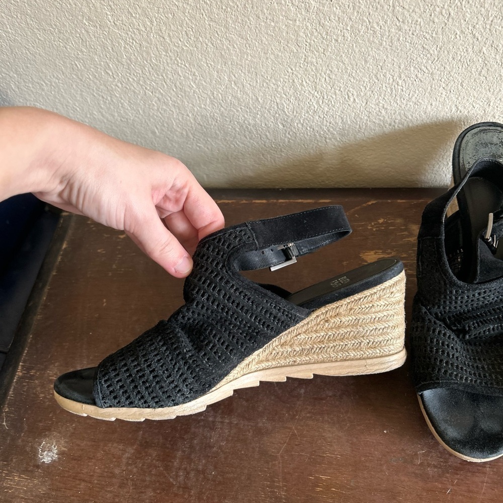 Eileen Fisher Women's Aura Slingback Espadrille Wedge Black Leather Twine Sz 9.5 - Picture 4 of 11